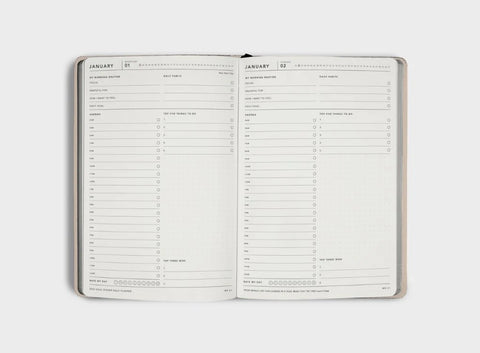 Classic Goal Digger 2025 Diary - Daily - B5 - Soft Cover - Black